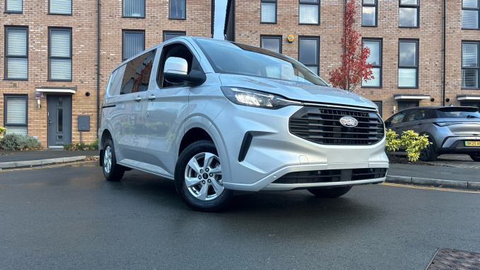 Ford Transit Custom 320 L1 Diesel Fwd 2.0 EcoBlue 150ps H1 Double Cab Van Limited - Image 34
